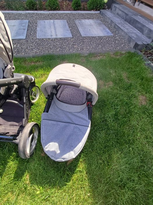 Zestaw Mutsy Evo + fotelik Kiddy izofix + gondola i spacerówka