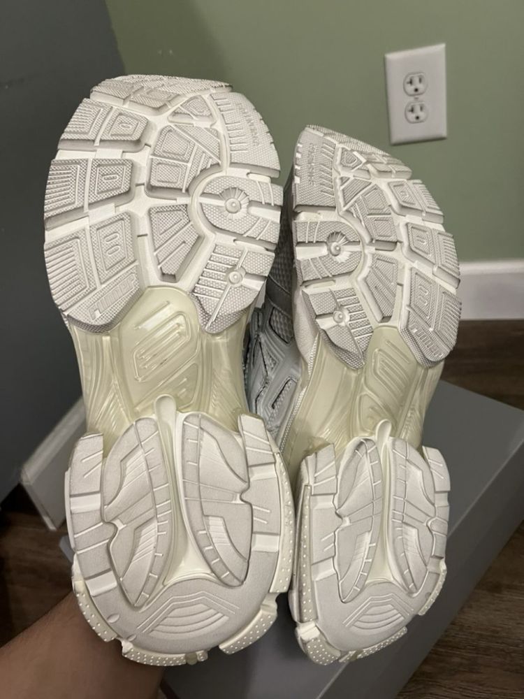 Balenciaga Runner White