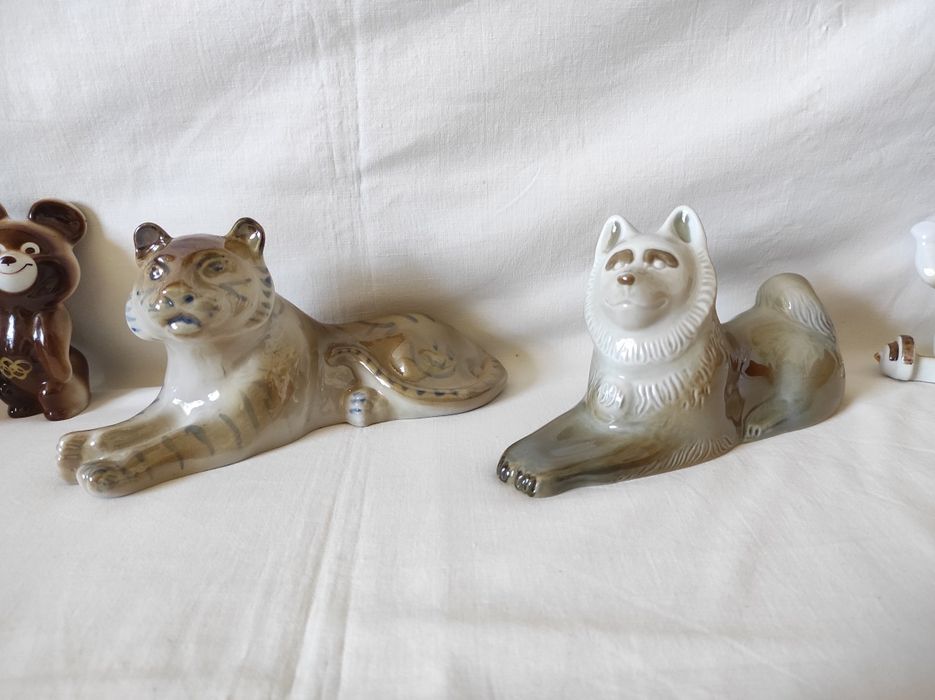 Фарфоровые статуэтки