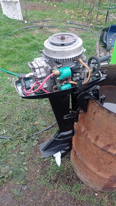 Лодочный мотор ветерок 8