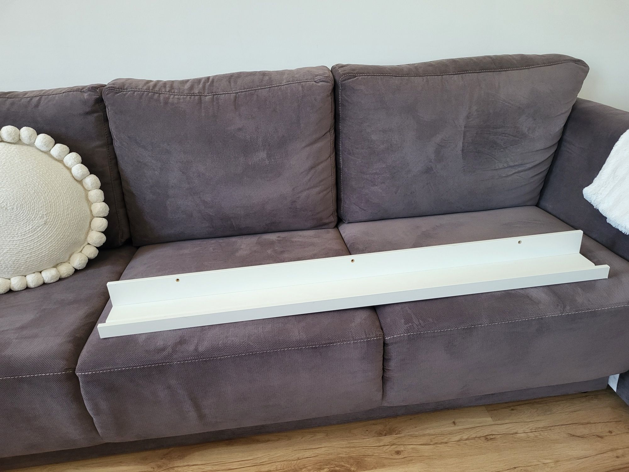 Ikea półka na obrazy 116 cm biała