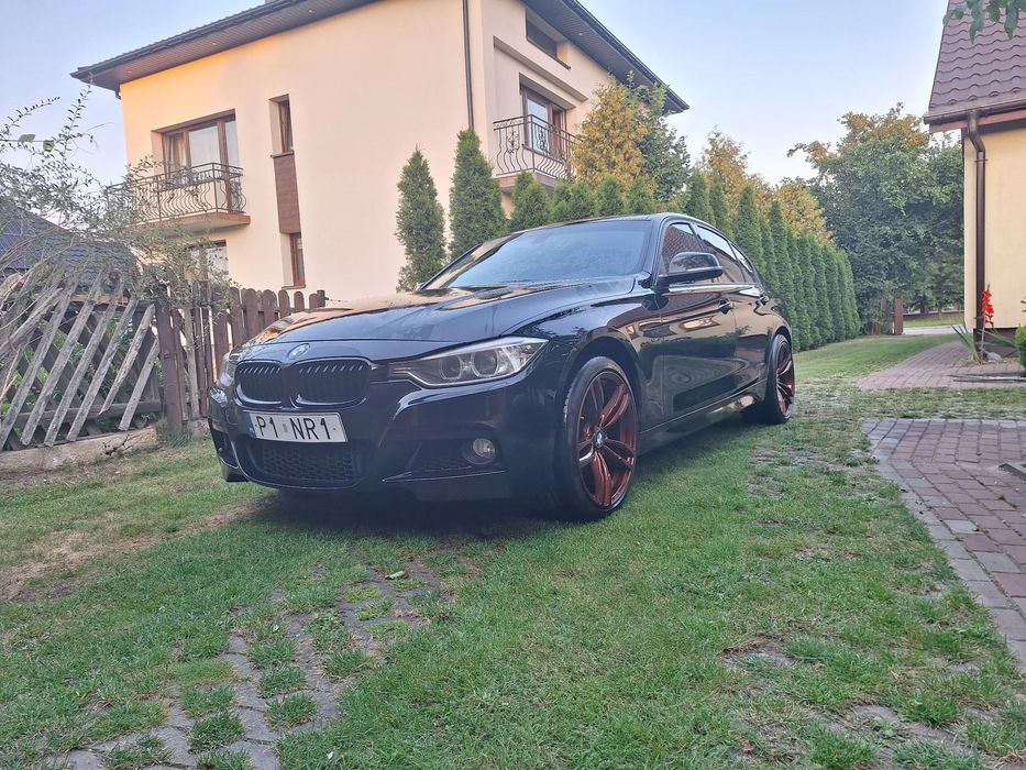 BMW Seria 3 BMW 318d (F30) Sport Line