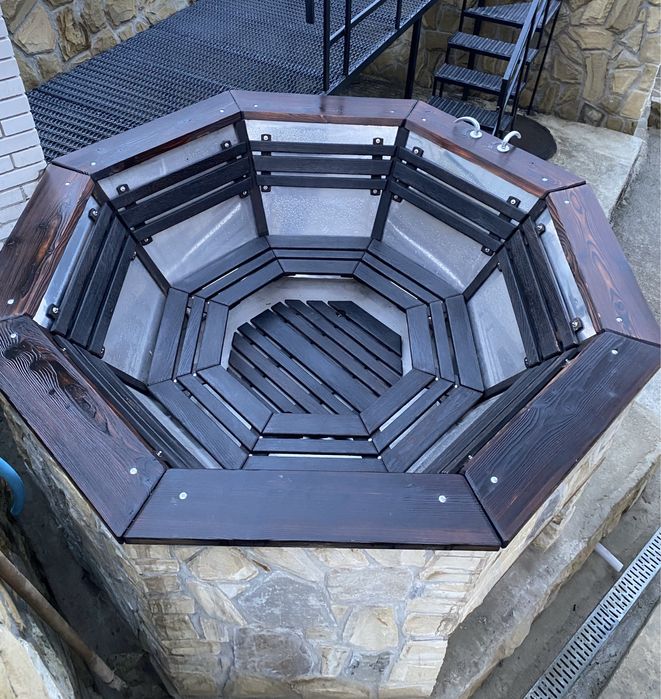 КОТЕДЖ ГІРСЬКА РОСА ЯРЕМЧЕ -Чан Карпатський- Басейн- Банька.