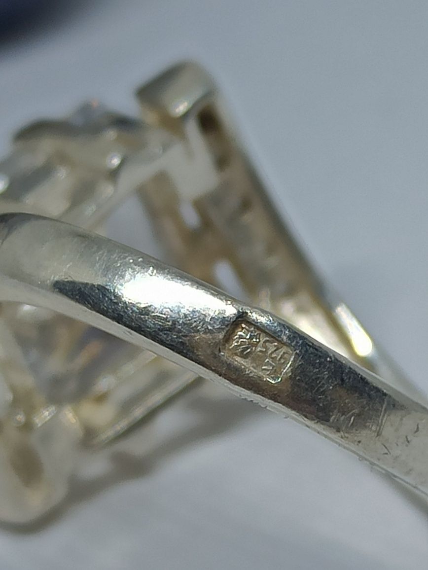 Błyszczący pierścionek ze srebra, srebro 925