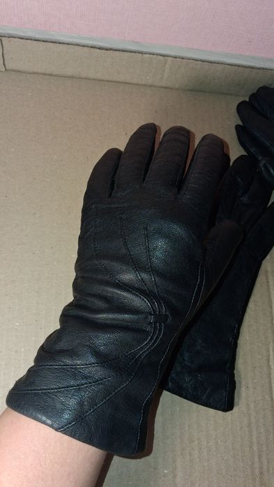Рукавички шкіряні на шерсті р.8