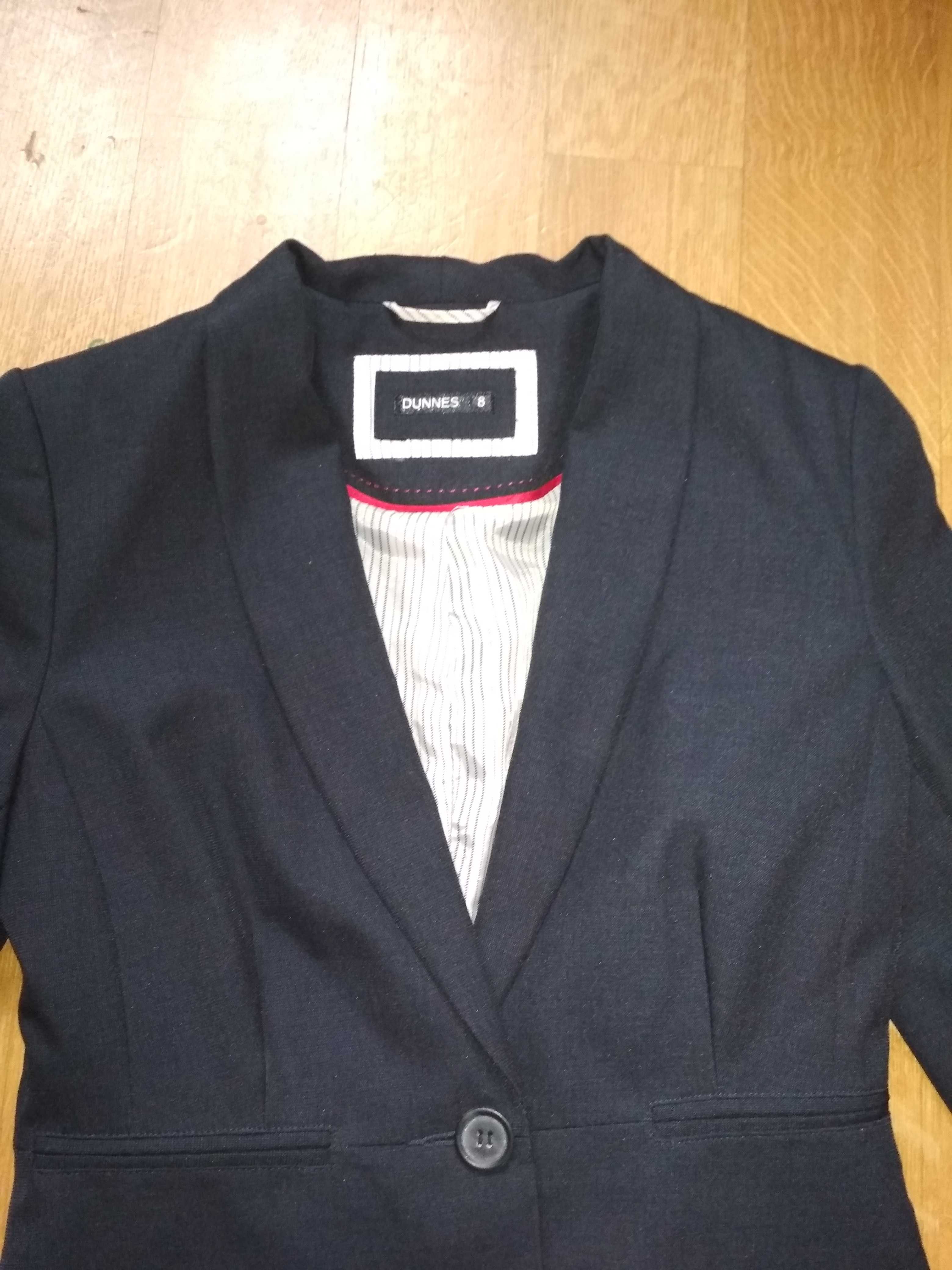 Granatowy, elegancki żakiet Dunnes