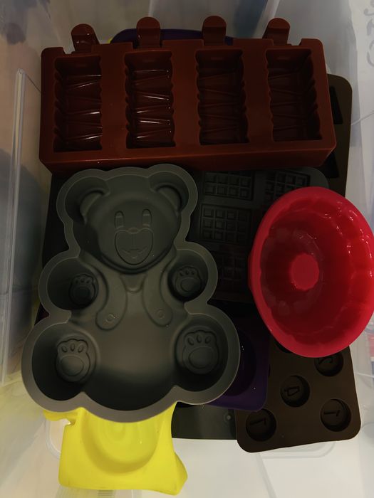 Avarios artigos para bolos w beigadeiros ovos de chocolate