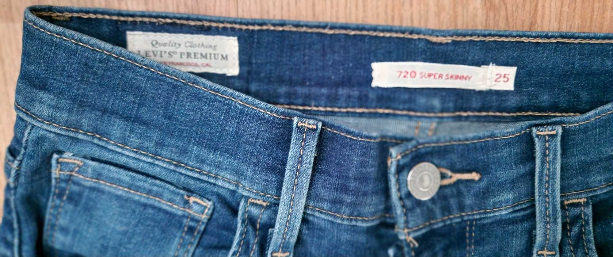 Spodnie damskie jeans super skinny Levis 720 W25L32