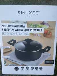 zestaw garnkow z powloka