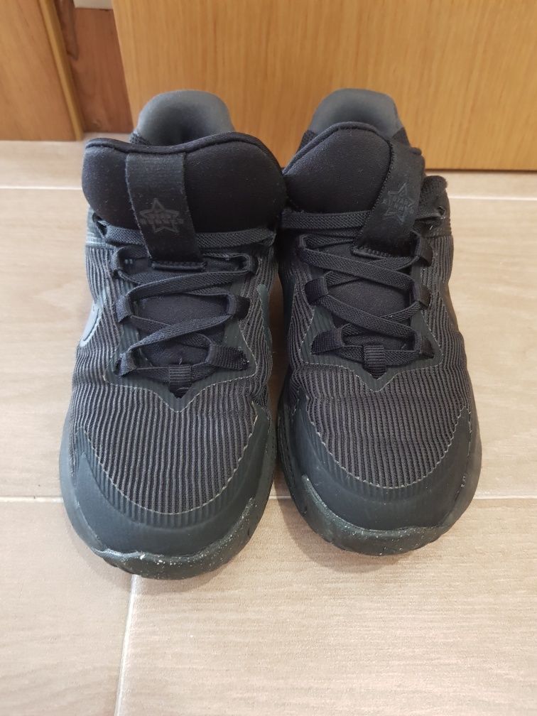 Sapatilhas Nike 31