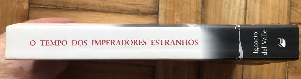 O tempo dos imperadores estranhos
