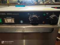 Um ótimo forno com interior inox