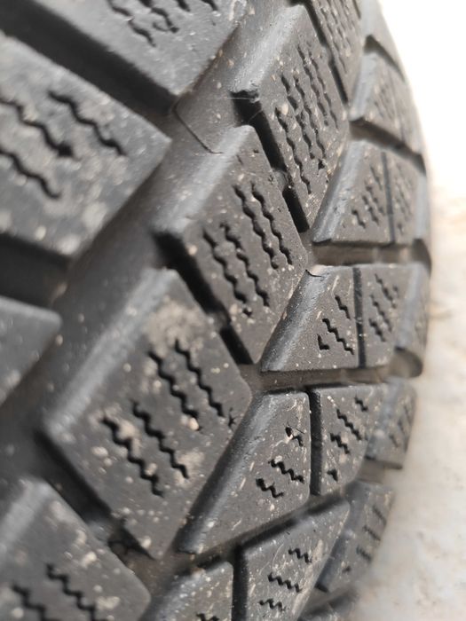 Резина зимняя шины r14 175/70 84T с дисками в сборе комплект