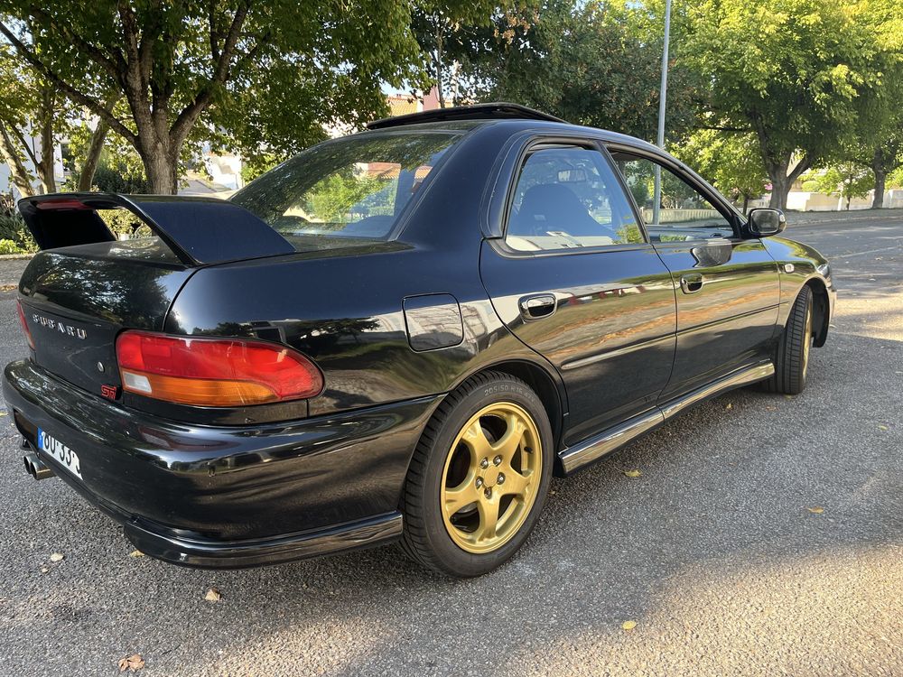 Subaru impreza GT