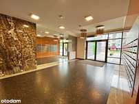 Apartament z dużym Tarasem- Trzy pokoje - Centrum