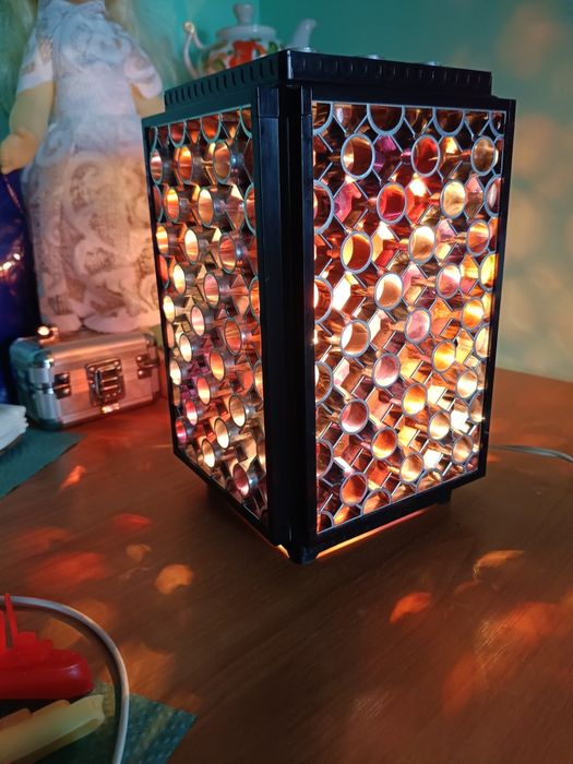 Нічний вінтажний світильник