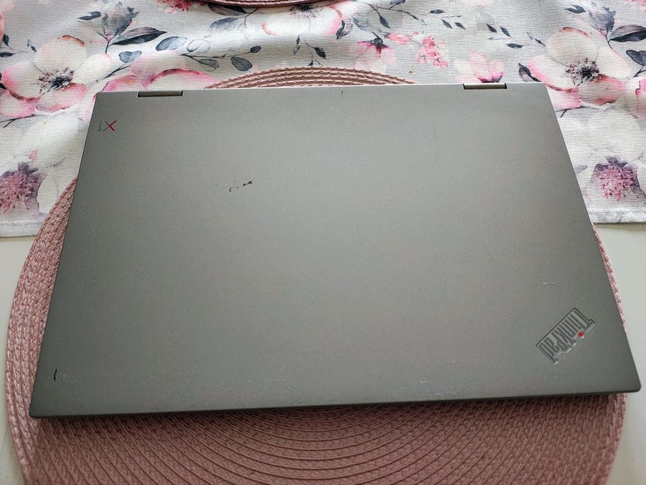 Lenovo Yoga X1 2w1 / Intel i5 / 8/128 / Rysik / Dotyk