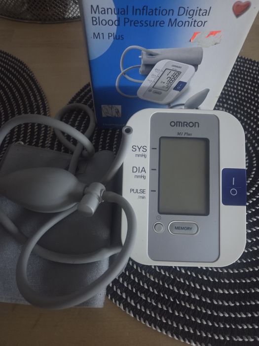 Ciśnieniomierz Omron M1 Plus