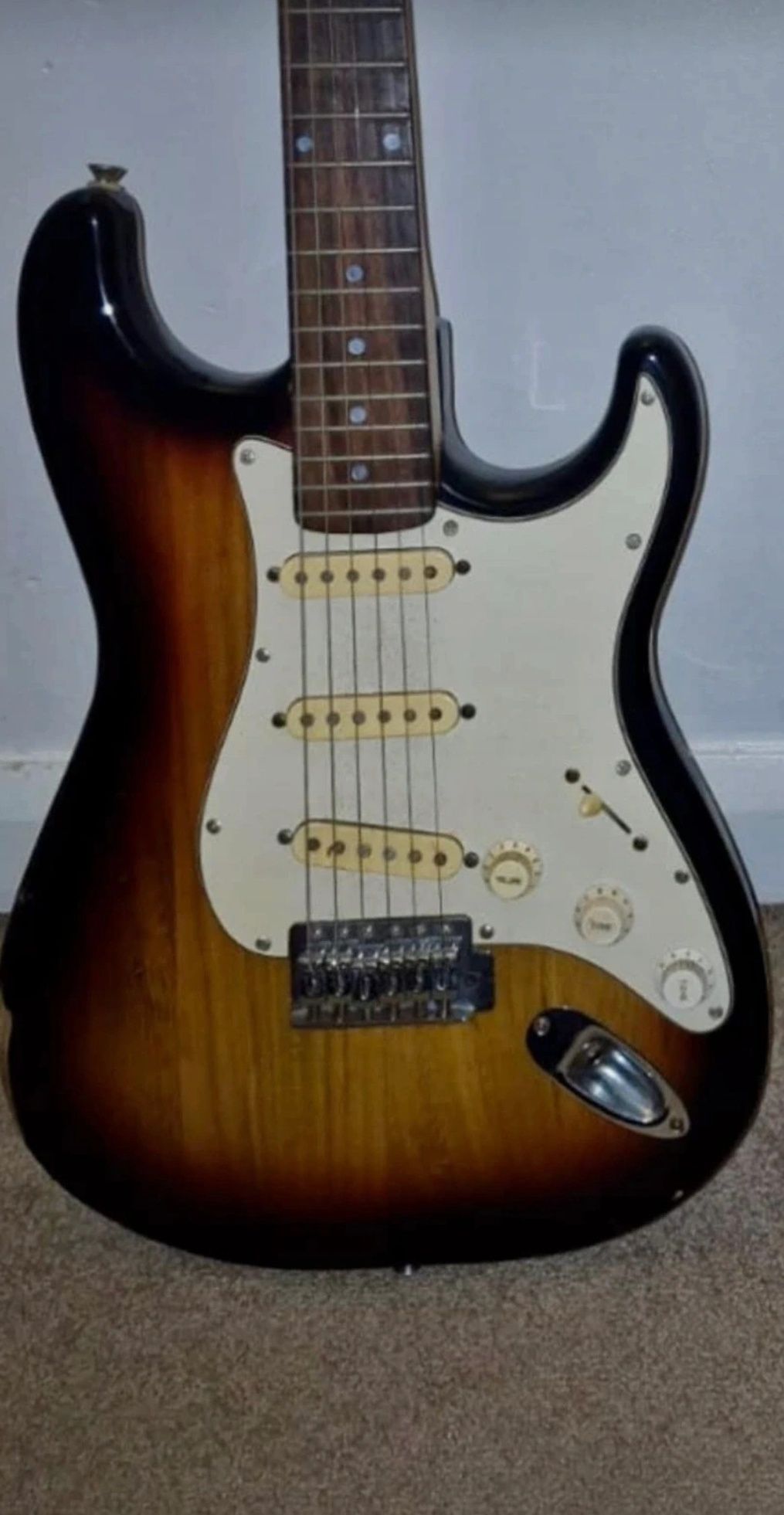 Gitara Squier by Fender