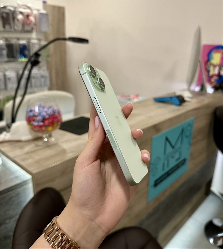 Iphone 15 128 Gb 100% Акб 3 цикли Green Розстрочка Обмін Магазин