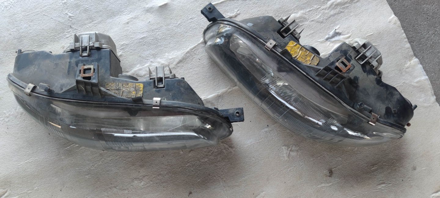 Lampy brawa ,brawo Marea  lewa i prawa orginalne