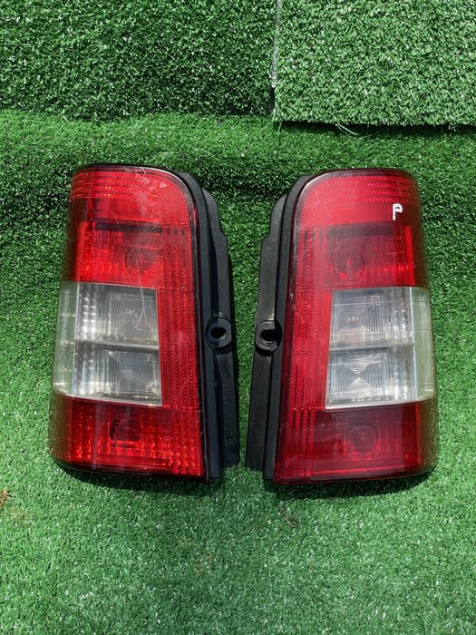 Стоп фара ліхтар Citroen berlingo Peugeot partner Пежо Сітроен фонарь