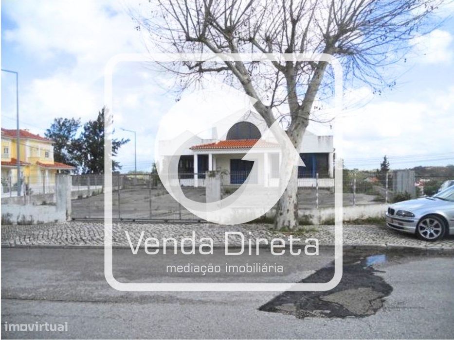 Armazém em Alcanena com 389 m² - IMÓVEL DA BANCA