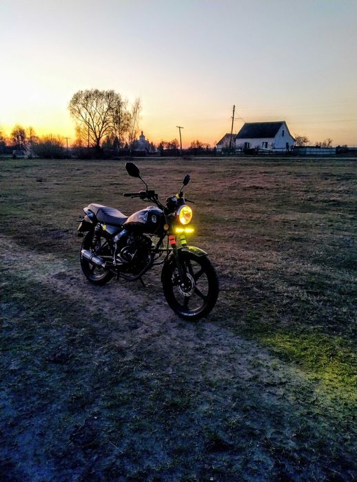 Мотоцикл 150 кубів