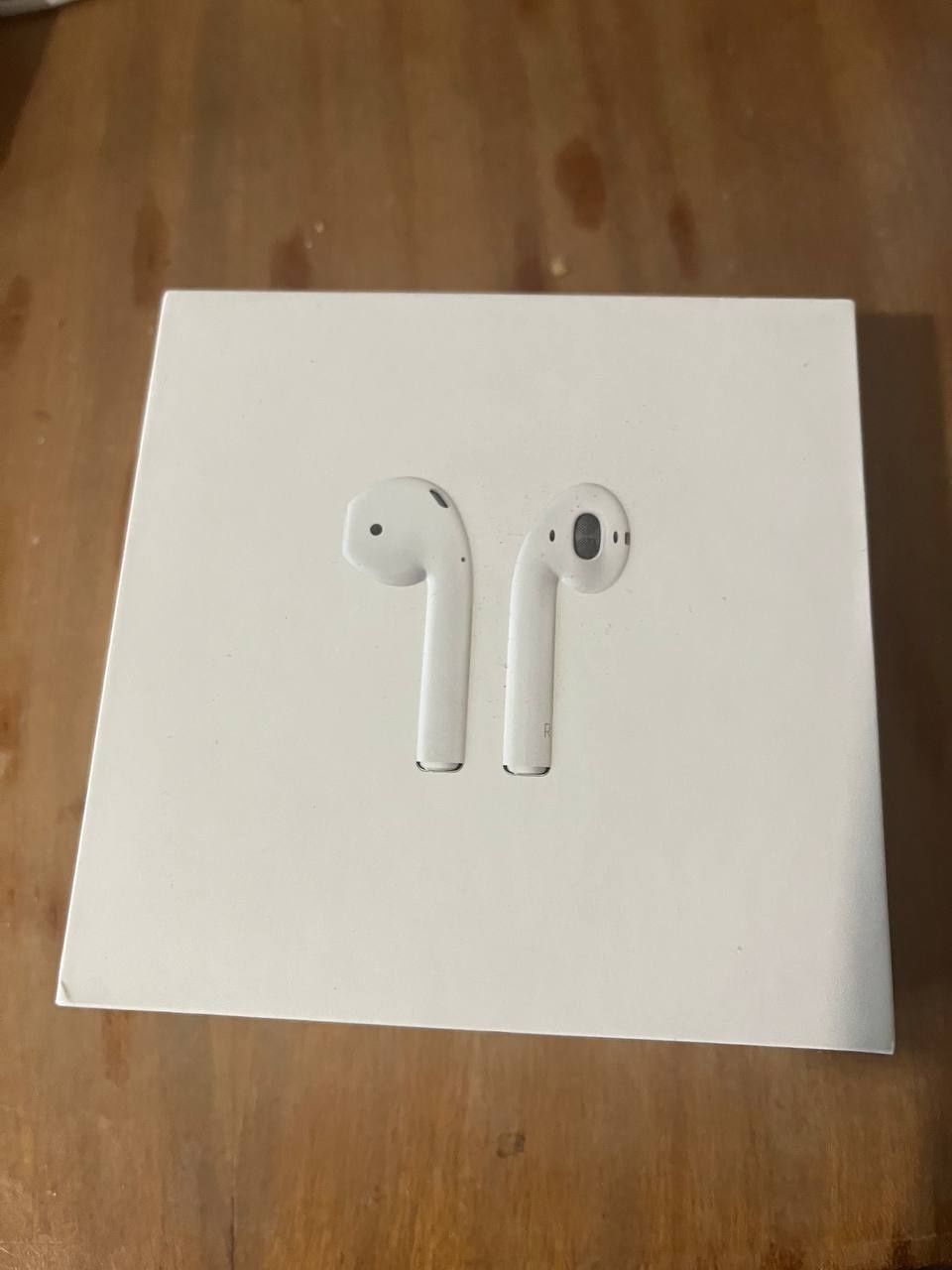 Наушники Apple AirPods with Charging case (2-е поколение)