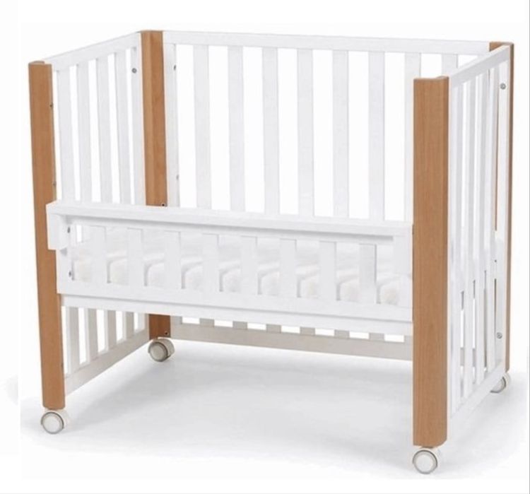 Kinderkraft koya z kółkami z materacem łóżeczko dziecięce