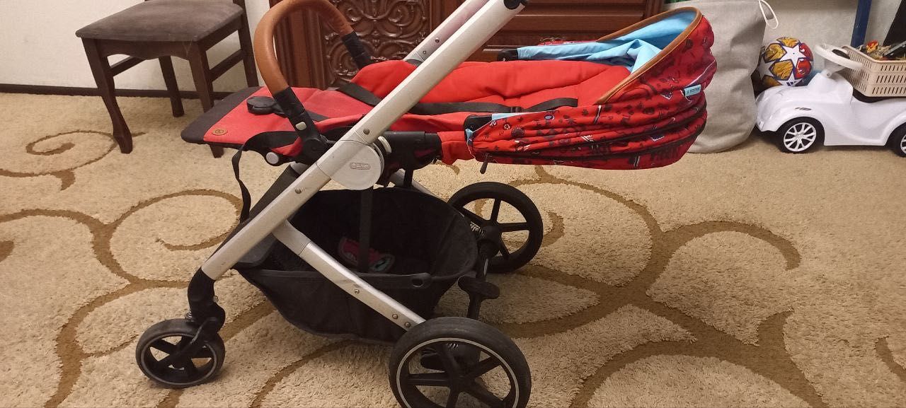 Терміново ! коляска Cybex Eezy S Values for Life Love Red