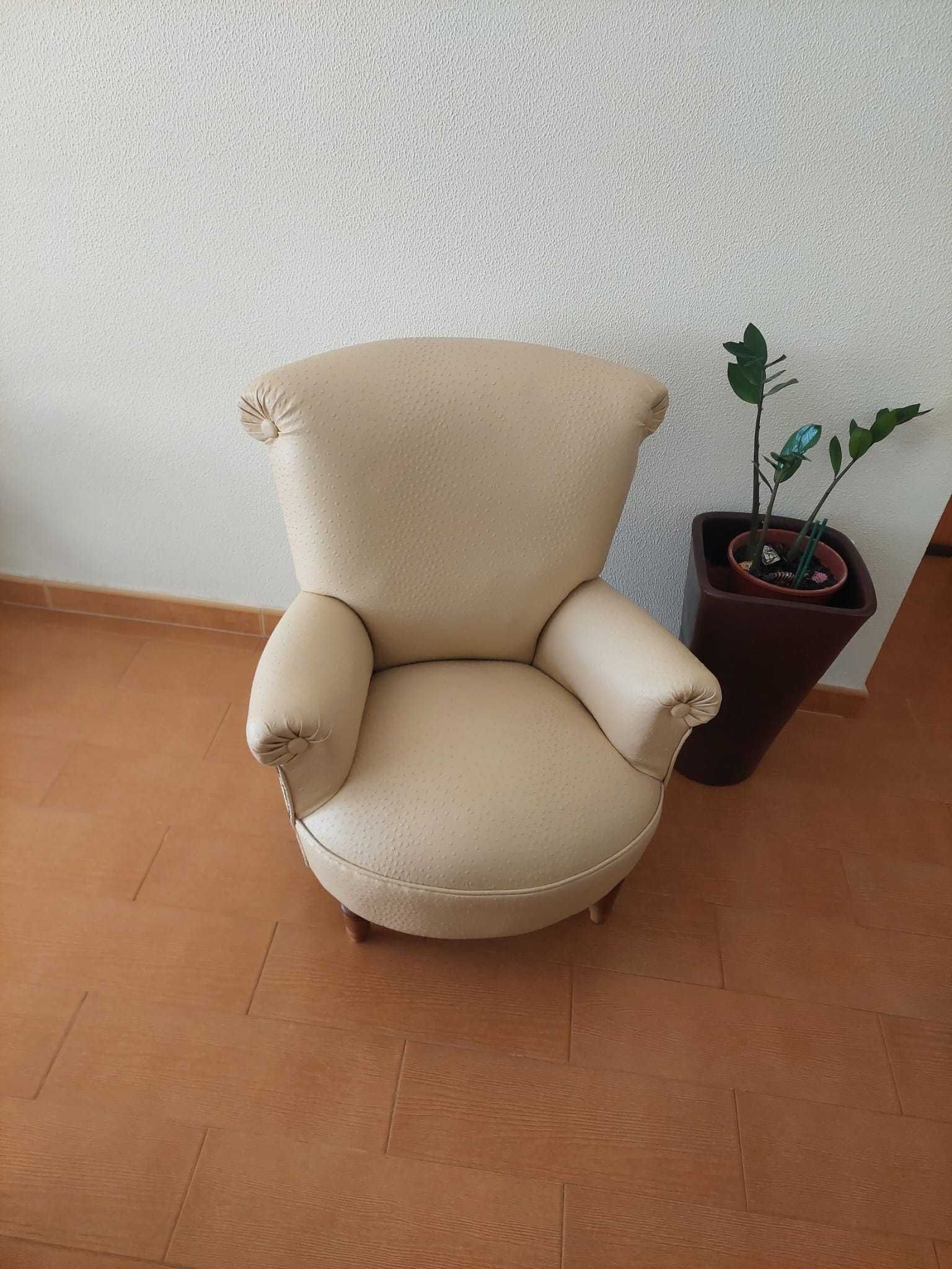 Cadeirão Senhorinha