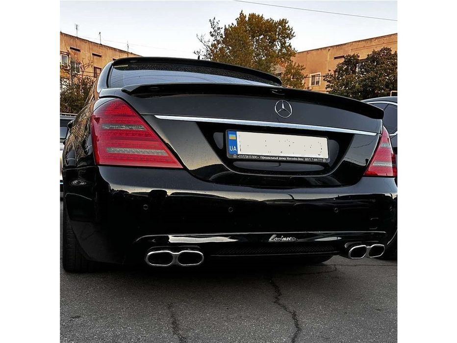 Mercedes W221/W212/W204 Насадки на глушитель AMG S65