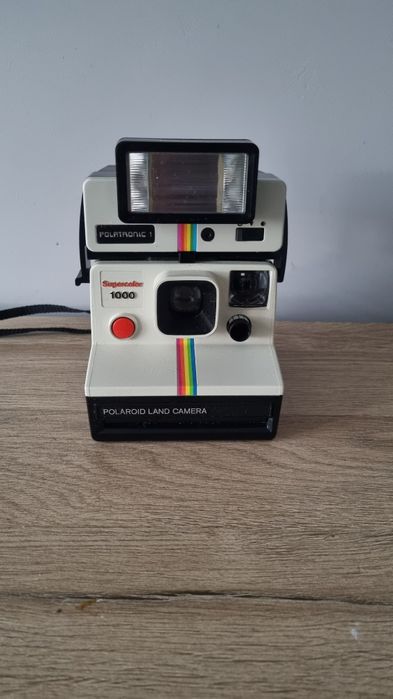Polaroid 1000 land camera supercolor