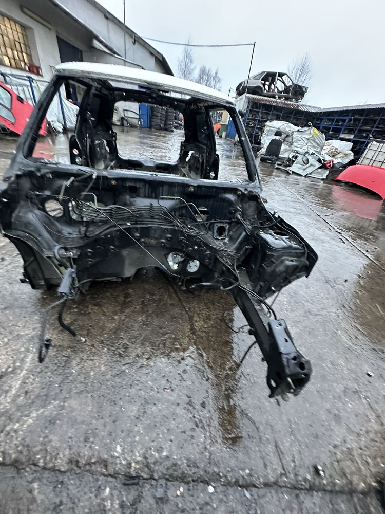 Ćwiartka przód lewa Mini R50 podłużnica