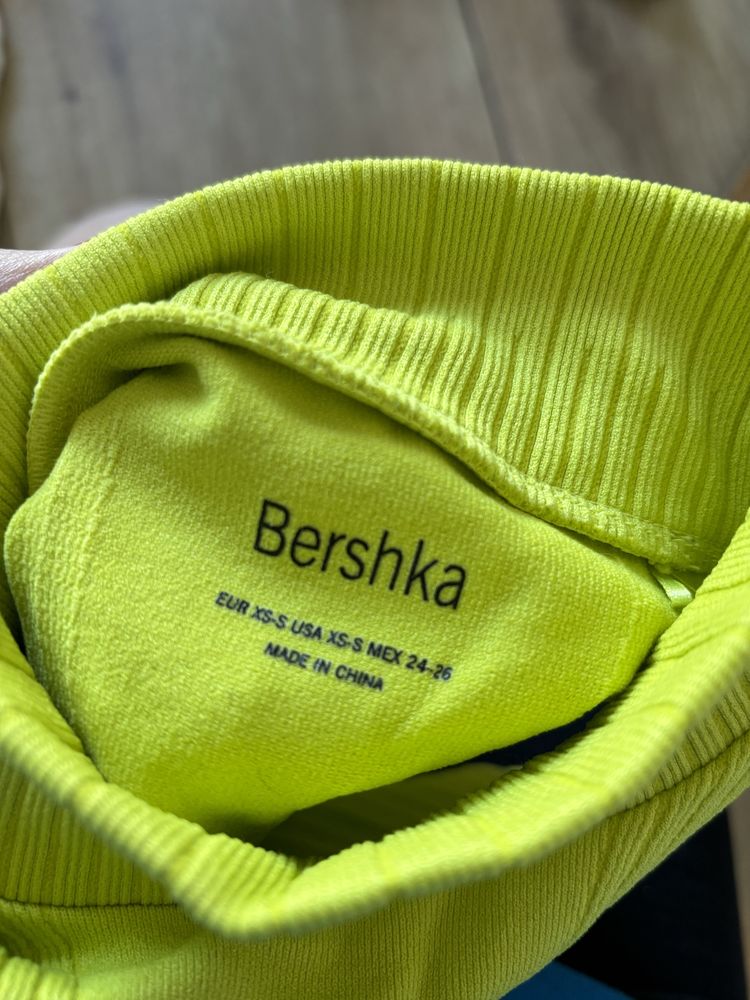 Body limonkowe bershka