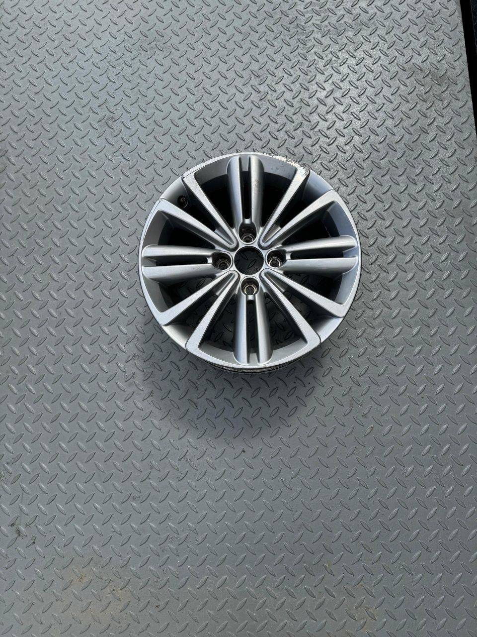 Felgi aluminiowe Citroen C4 II 2 B7 R16