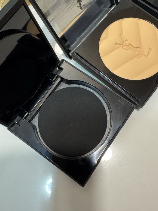 Пудра для обличчя YSL 02