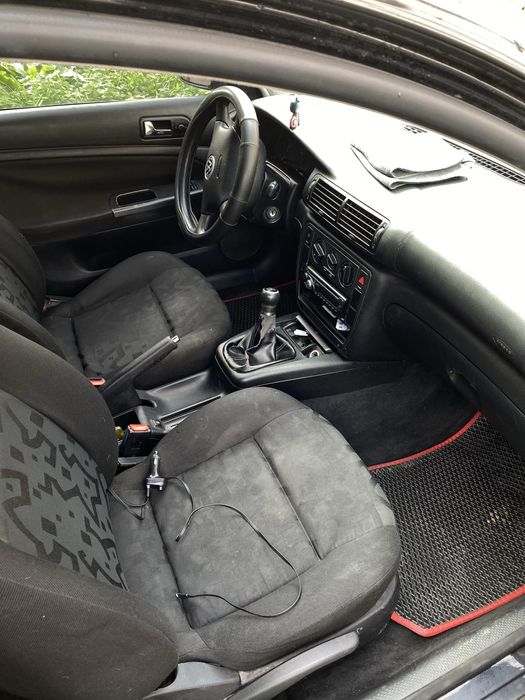 Volkswagen Passat B5 2000 року