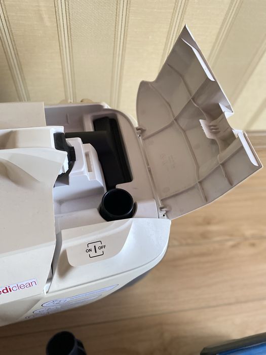 Пилосос з аквафільтром Karcher DS 6 Plus (1.195-252.0)