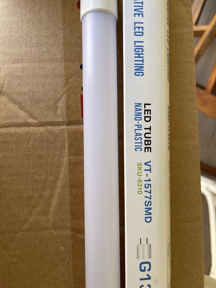 25 unidades de LED Tube T8 22W 150 cm Nano Plastic Non Rotation White