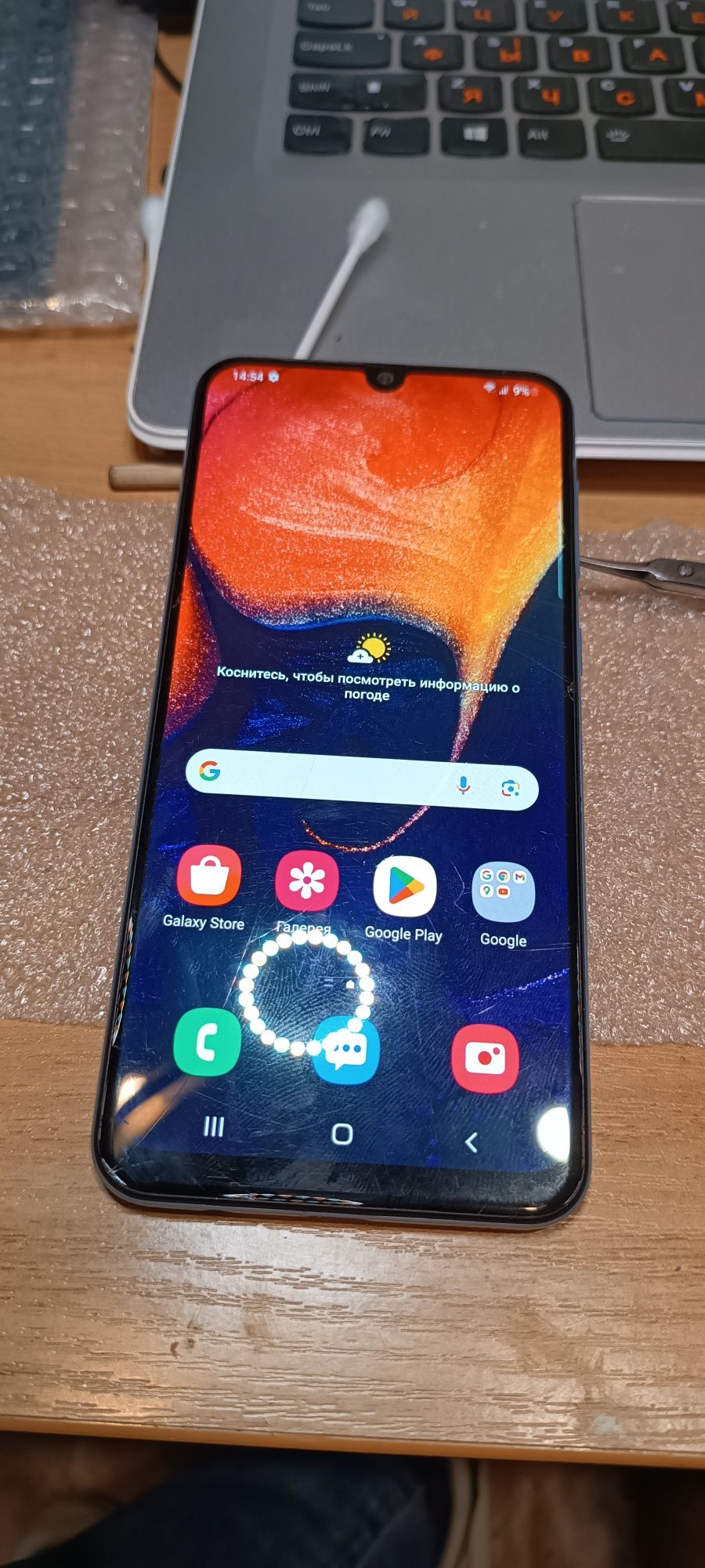 Продам Samsung a 50 4/64