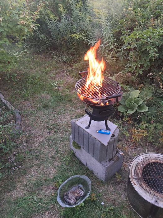 Czarny Grill Zeliwny jak nowy