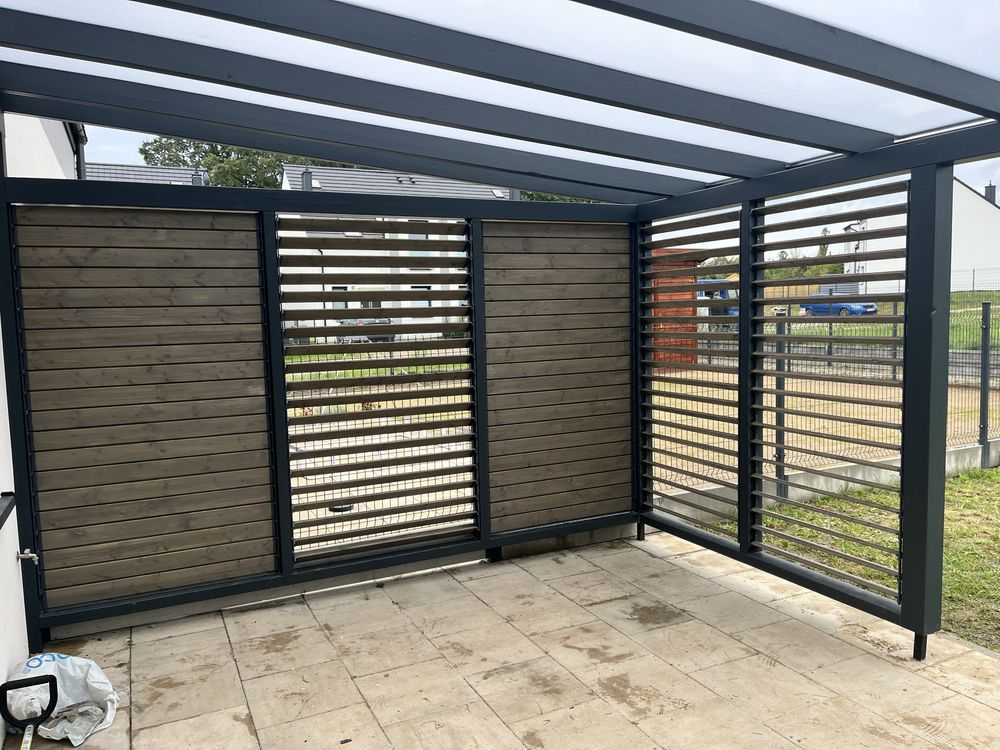 Zadaszenie tarasu z drewna pergola ruchome deseczki