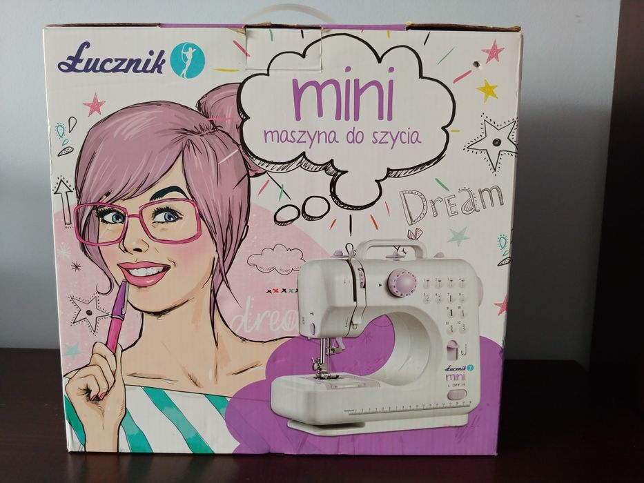 Mini maszyna do szycia