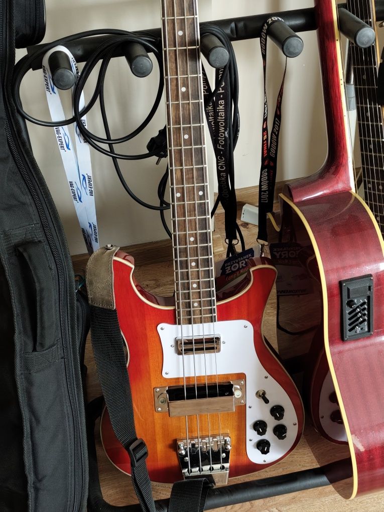 Gitara basowa Harley benton