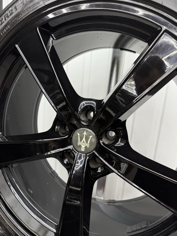Alufelgi KOMPLET 21 cali 5x114,3 Maserati Levante Grecale Quattroporte