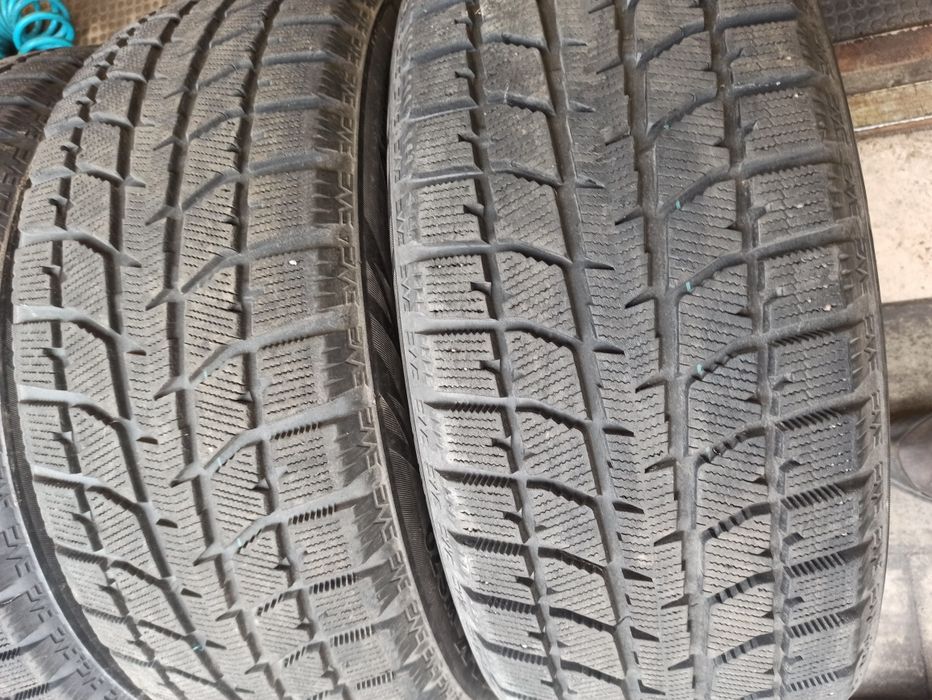 Зимняя резина 225/55 R17 Bridgestone Blizzak WS70