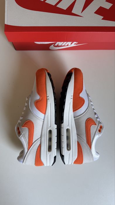 Nowe Nike Air Max 1 „Safety Orange” rozmiar 38.5 wkładka 24.5 cm.