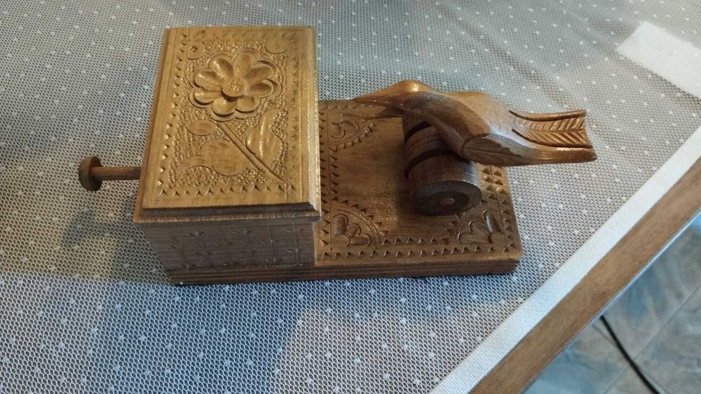 Dispensador de cigarros de madeira VINTAGE